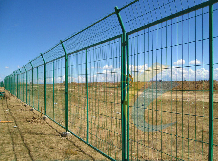 Cercas para Fazenda de Painéis Solares